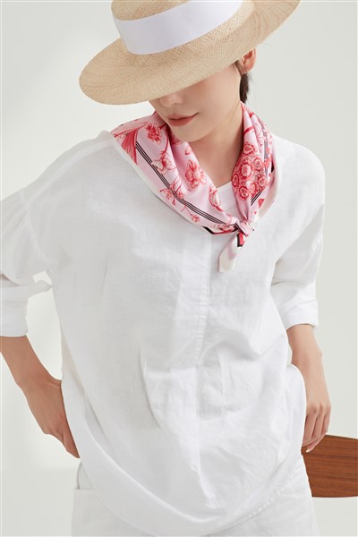 Lilleline siidist sall